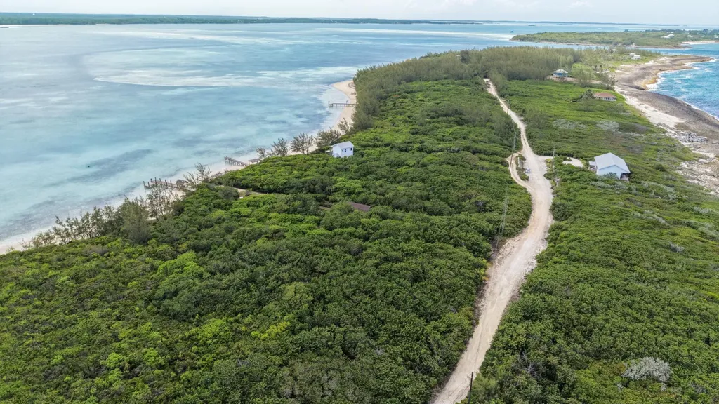 Lot 37 Whale Point Eleuthera BS