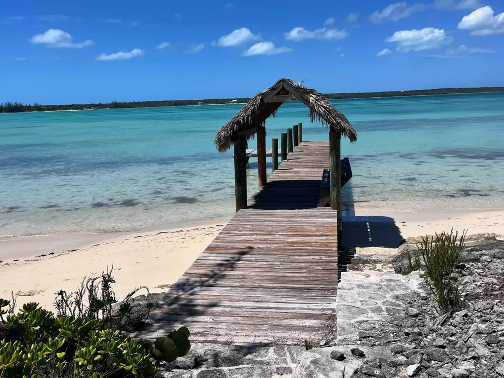 Lot 37 Whale Point Eleuthera BS