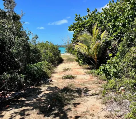 Lot 37 Whale Point Eleuthera BS