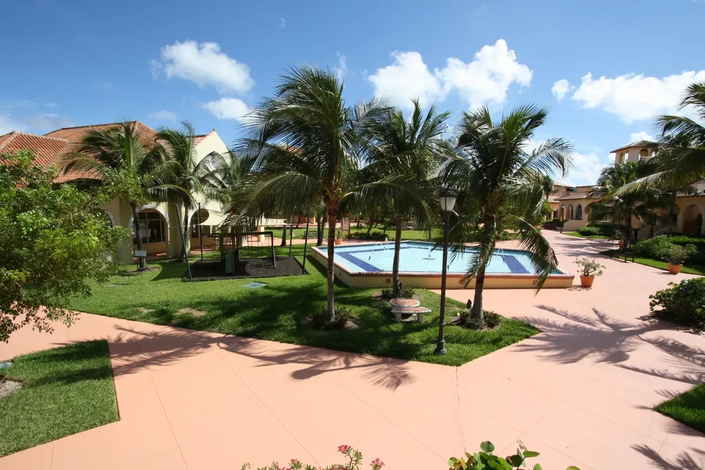West Bay Street Caves New Providence Paradise Island BS