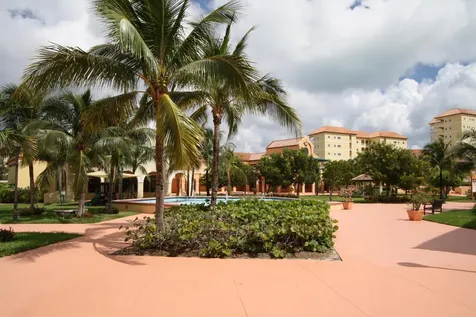 West Bay Street Caves New Providence Paradise Island BS