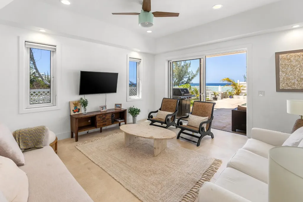 Saffron Hill Subdivision New Providence Paradise Island BS