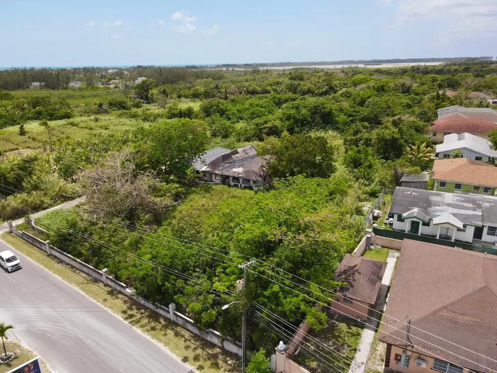 4 Acres Bacardi Road New Providence Paradise Island BS