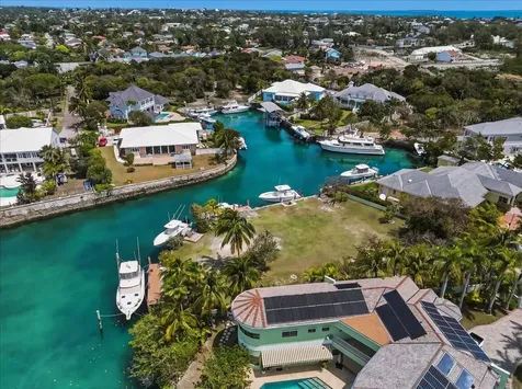 37 Port New Providence New Providence Paradise Island BS