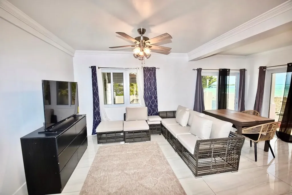 Eastern Shores Duplex Abaco BS