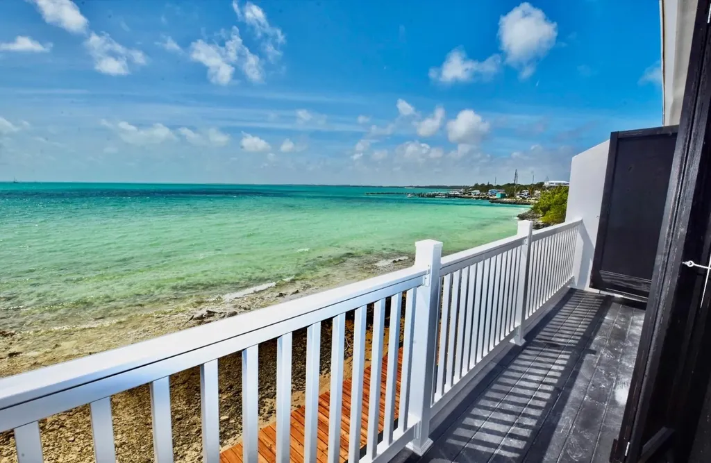 Eastern Shores Duplex Abaco BS