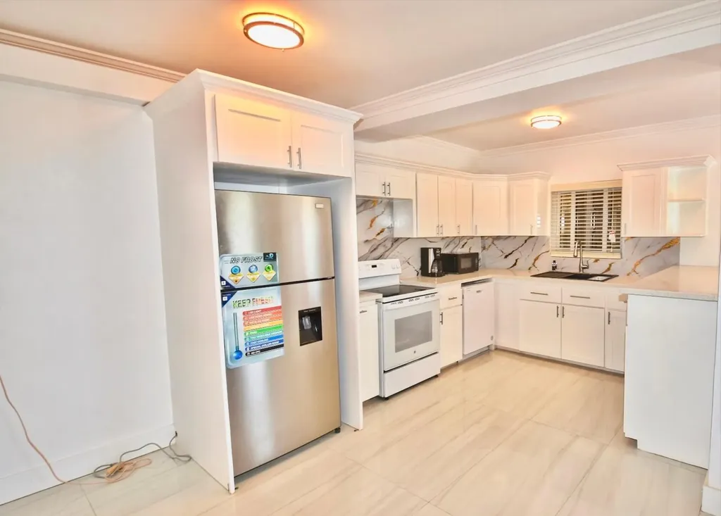 Eastern Shores Duplex Abaco BS