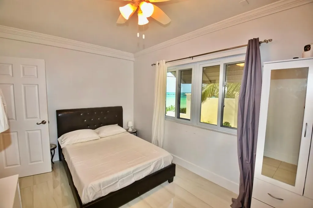 Waterfront Half Duplex Abaco BS
