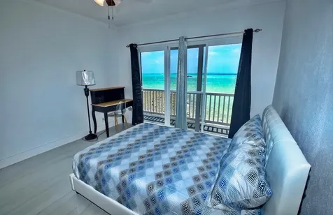 Waterfront Half Duplex Abaco BS