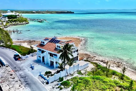 Waterfront Half Duplex Abaco BS