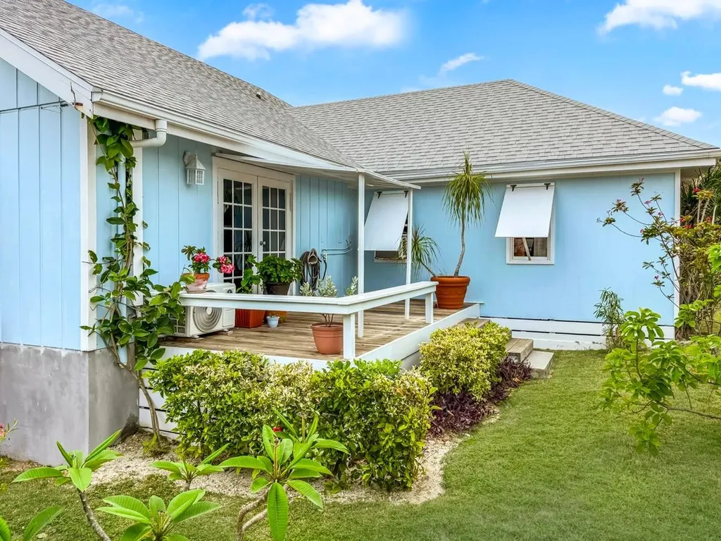 Shooting Star, Mow Cay Abaco BS