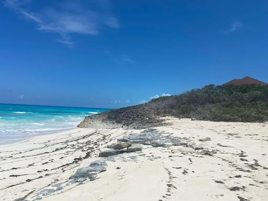 Beachfront Farmers Hill Exuma BS