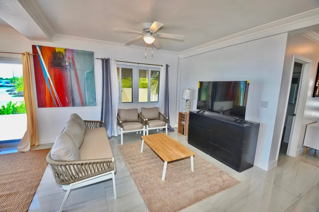 Waterfront Half Duplex Abaco BS