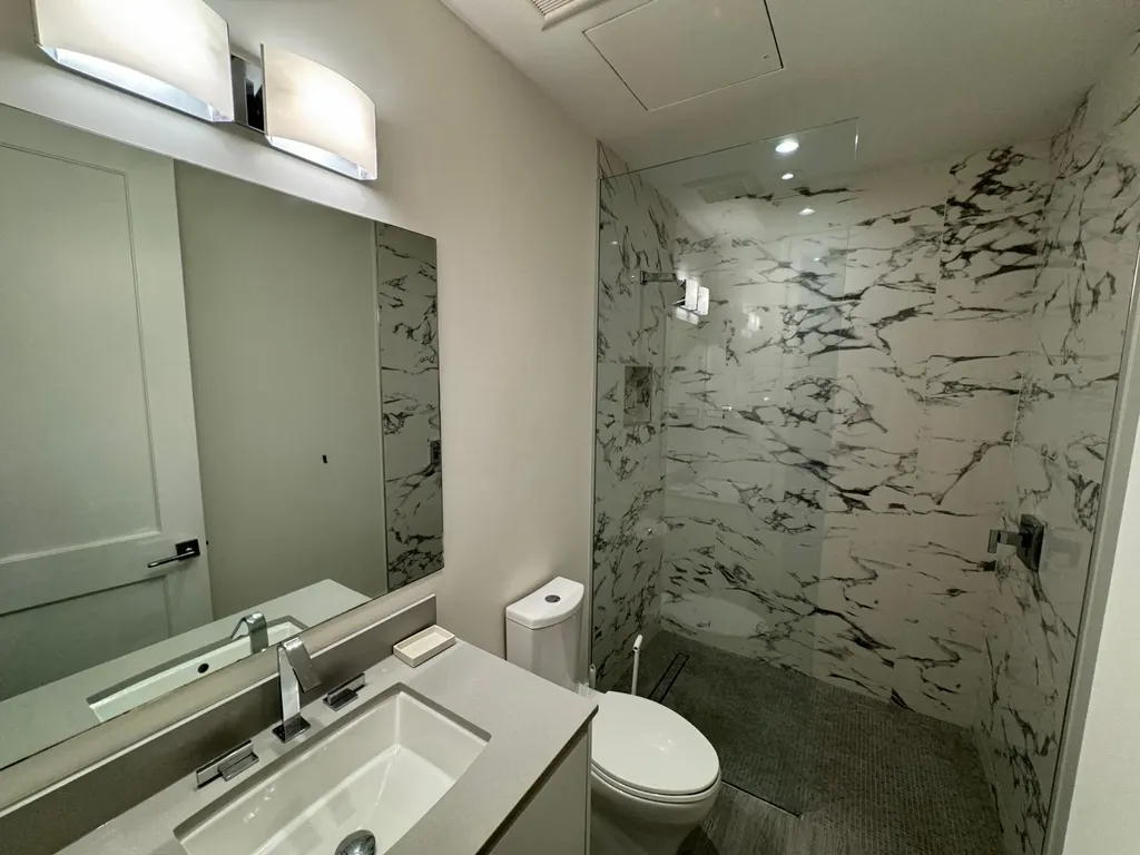 201a Thirty Six New Providence Paradise Island BS