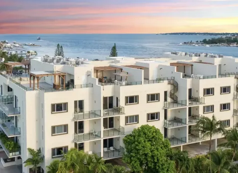 201a Thirty Six New Providence Paradise Island BS