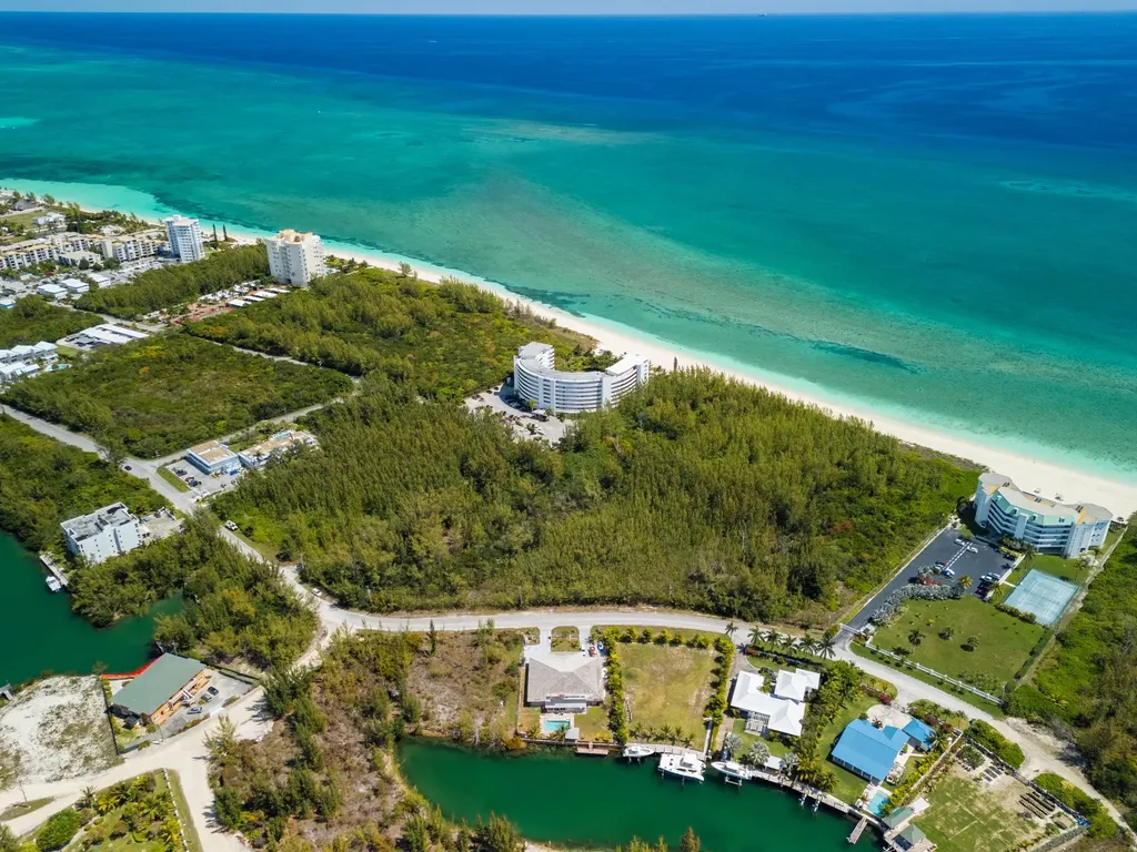Royal Palm Way Tract B-6b Grand Bahama Freeport BS