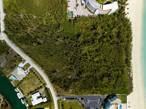 Royal Palm Way Tract B-6b Grand Bahama Freeport BS