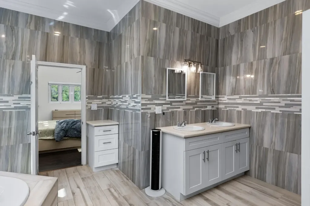 Killarney Shores Subdivis New Providence Paradise Island BS
