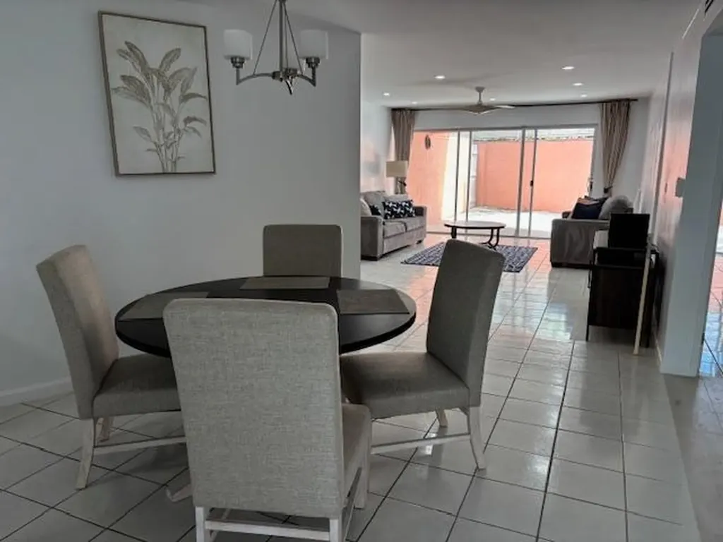 Cable Beach Chertsey New Providence Paradise Island BS