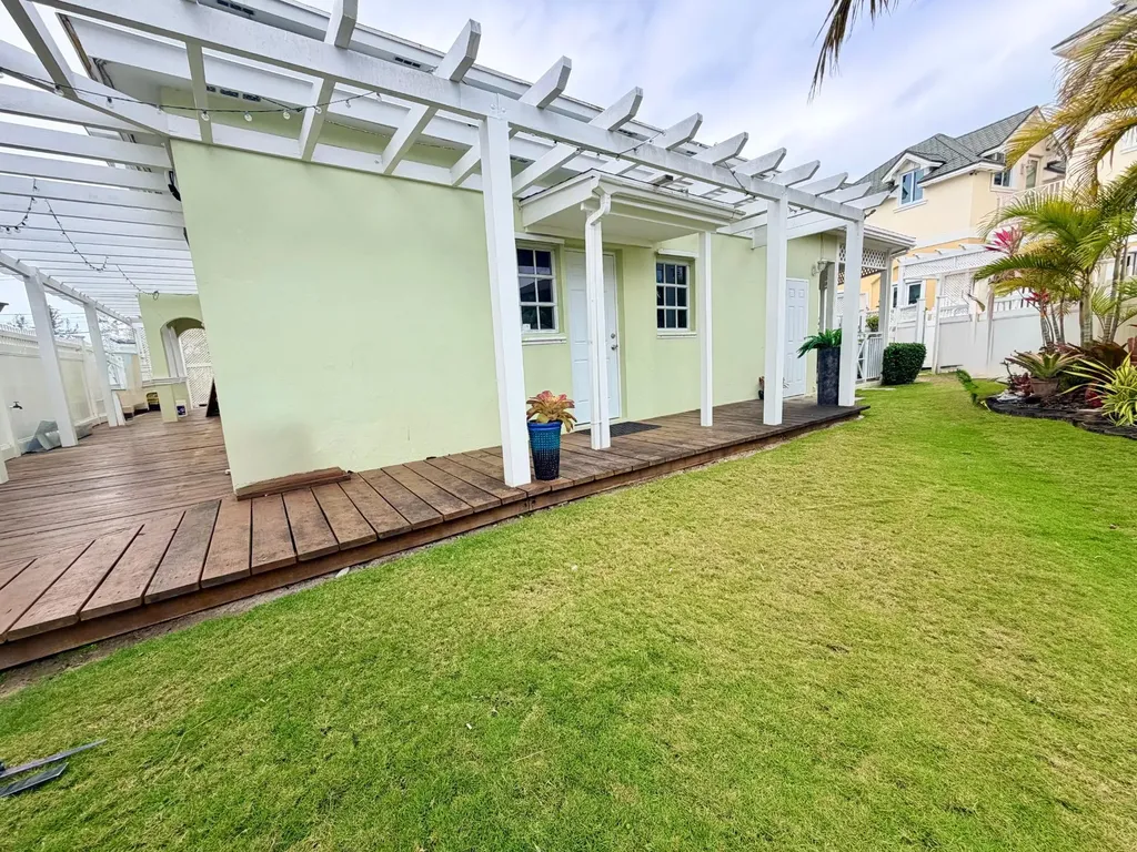 Devonshire, Cable Beach New Providence Paradise Island BS
