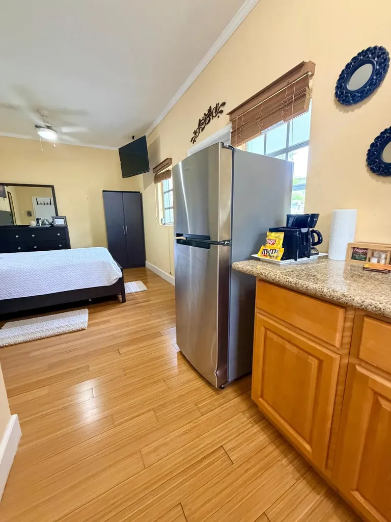 Devonshire, Cable Beach New Providence Paradise Island BS