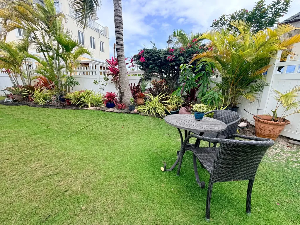 Devonshire, Cable Beach New Providence Paradise Island BS