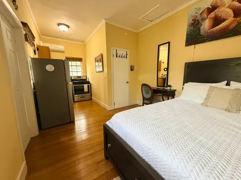 Devonshire, Cable Beach New Providence Paradise Island BS