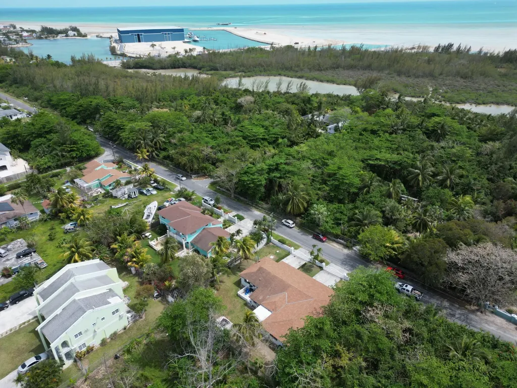 Kool Acres 30 New Providence Paradise Island BS
