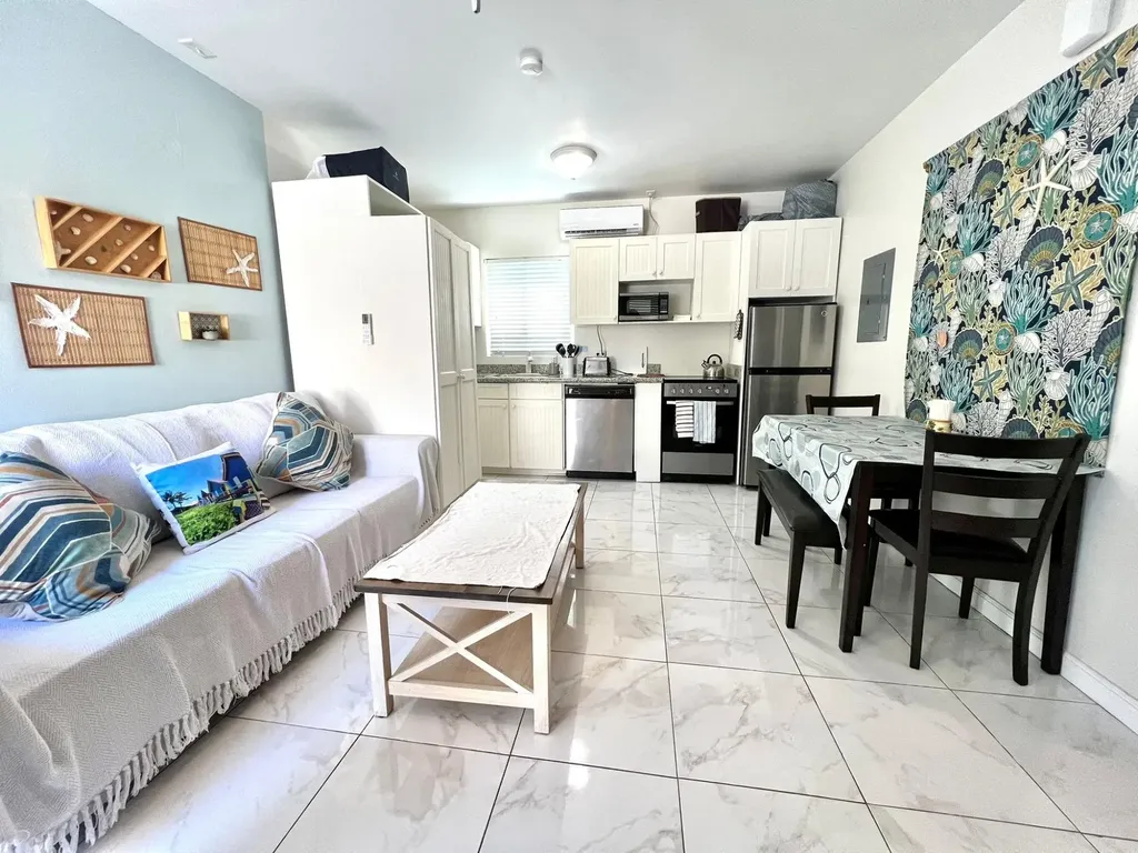 Heathfield Street New Providence Paradise Island BS