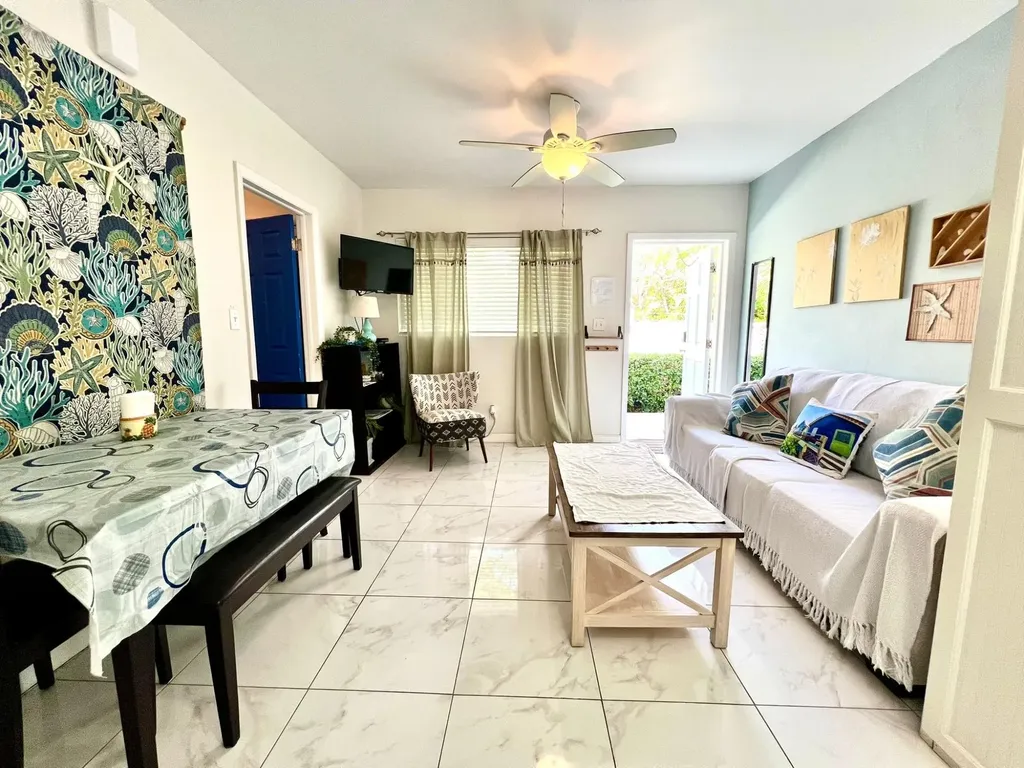 Heathfield Street New Providence Paradise Island BS