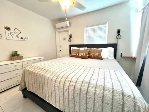 Heathfield Street New Providence Paradise Island BS