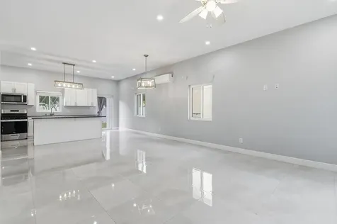 West Winds King Fish Drive New Providence Paradise Island BS