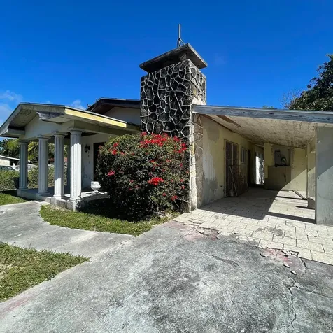 #3 Curacao Street New Providence Paradise Island BS
