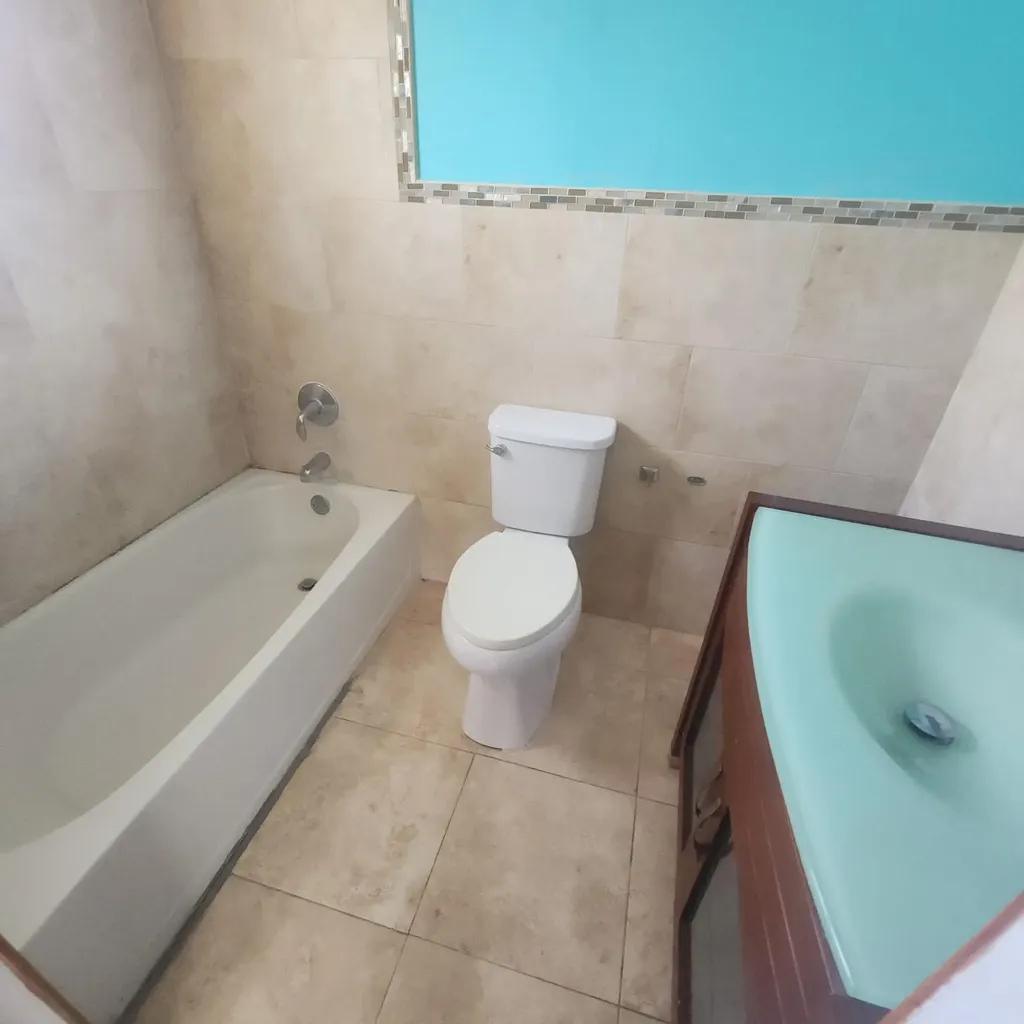 Annies Close New Providence Paradise Island BS