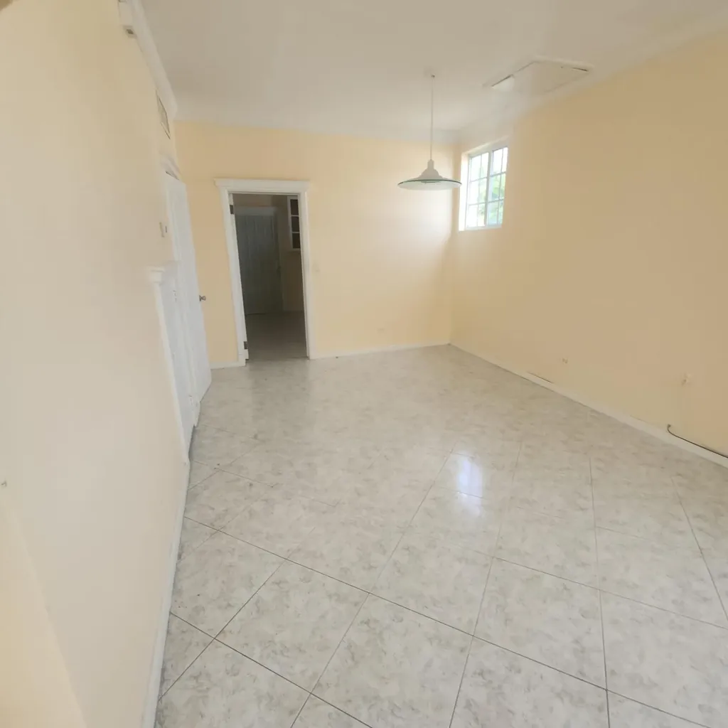 Annies Close New Providence Paradise Island BS