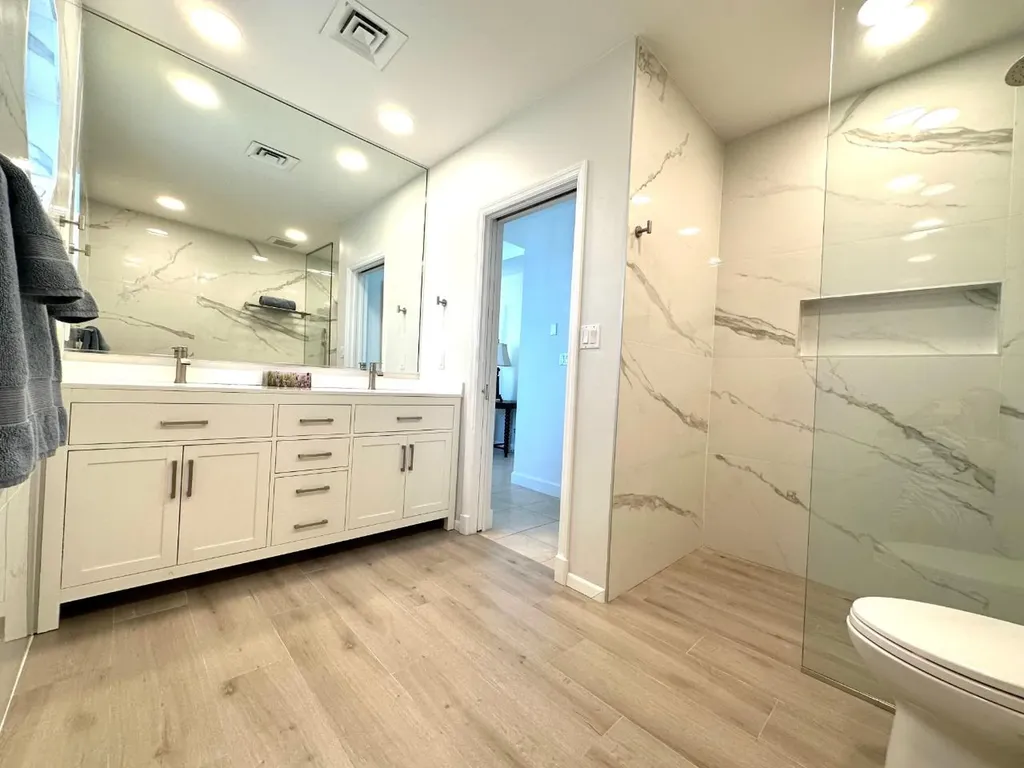 Harbour Breeze New Providence Paradise Island BS