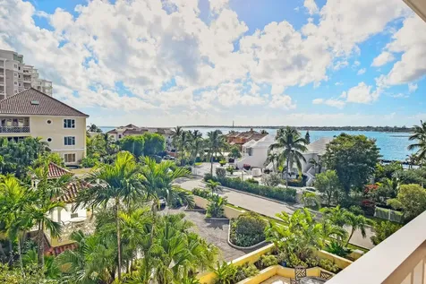Harbour Breeze New Providence Paradise Island BS