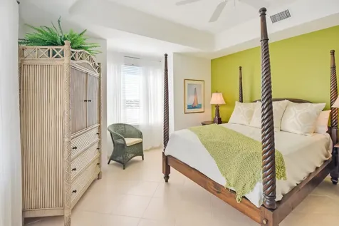 Harbour Breeze New Providence Paradise Island BS