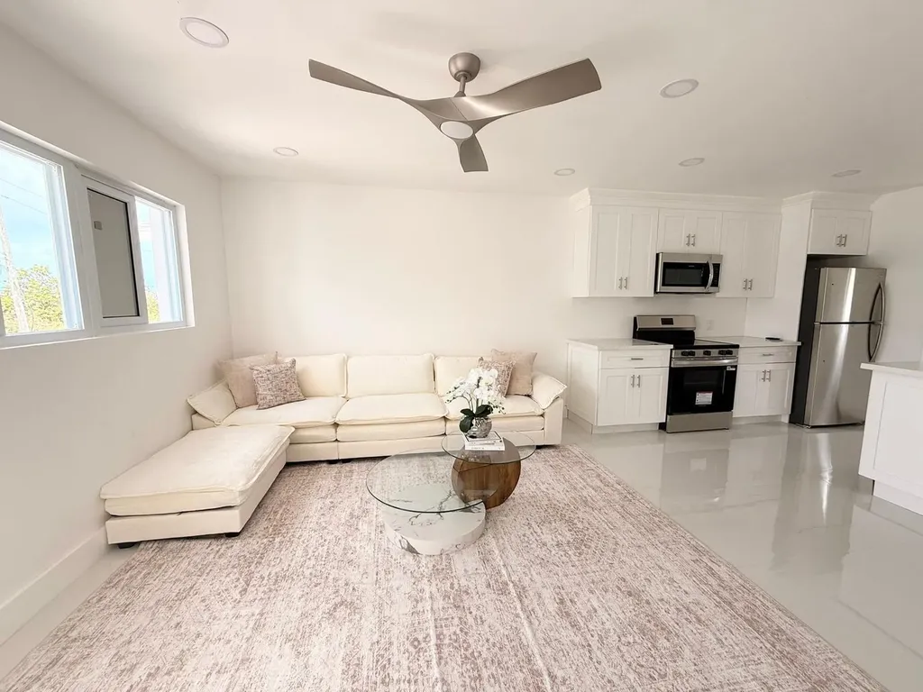 Moss Apartments Abaco BS