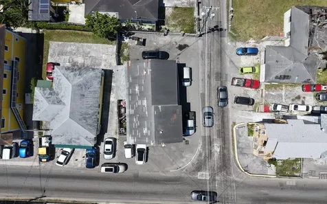 Montrose Avenue And Arundel Street New Providence Paradise Island BS
