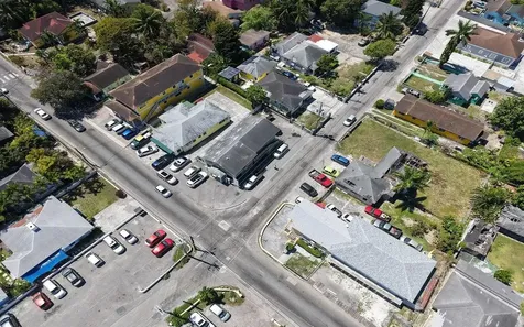Montrose Avenue And Arundel Street New Providence Paradise Island BS