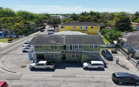 Montrose Avenue And Arundel Street New Providence Paradise Island BS