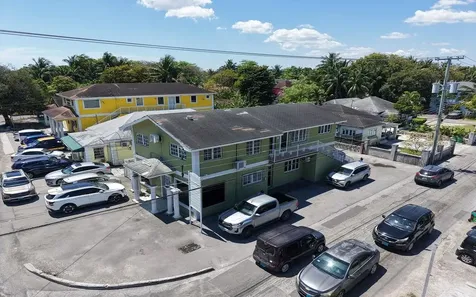 Montrose Avenue And Arundel Street New Providence Paradise Island BS