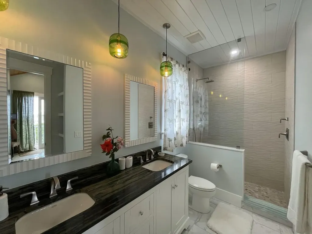Marnies Creek Abaco BS