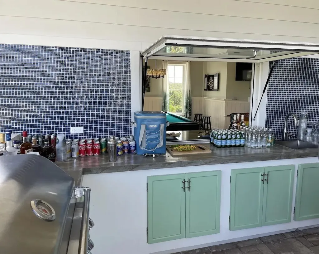 Marnies Creek Abaco BS