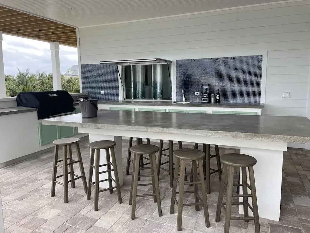 Marnies Creek Abaco BS
