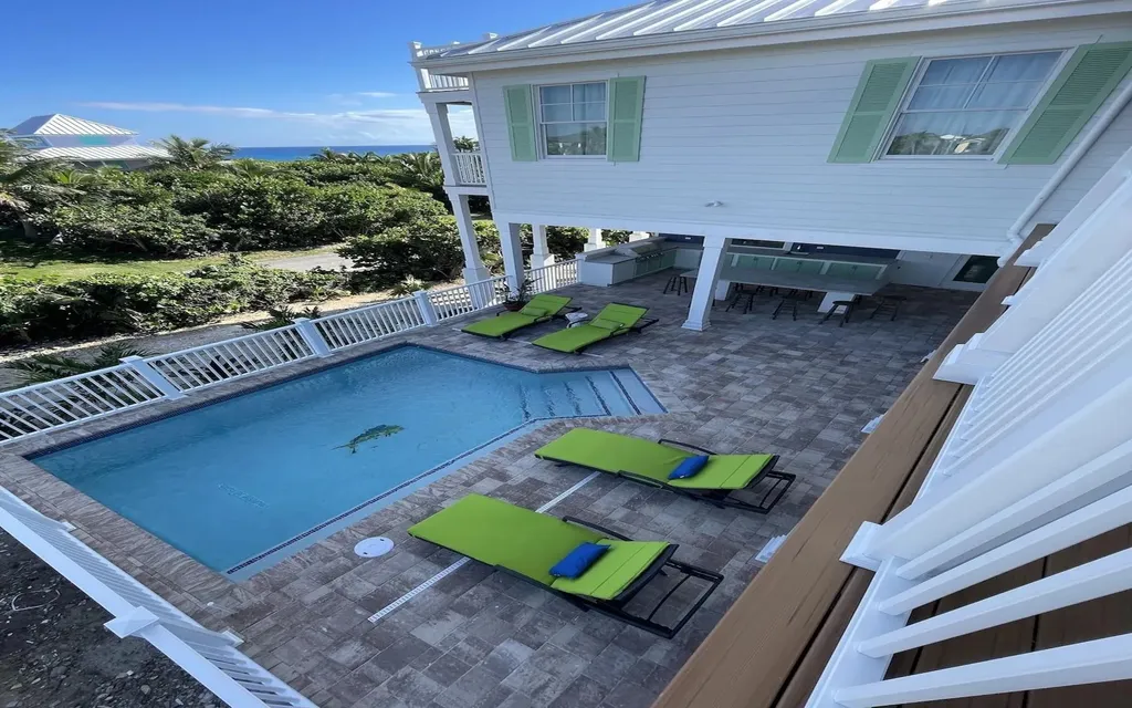 Marnies Creek Abaco BS