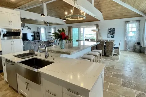 Marnies Creek Abaco BS
