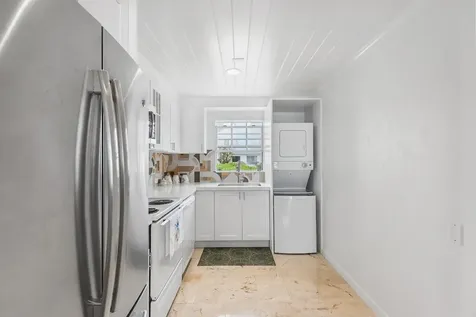 Delaporte Point New Providence Paradise Island BS