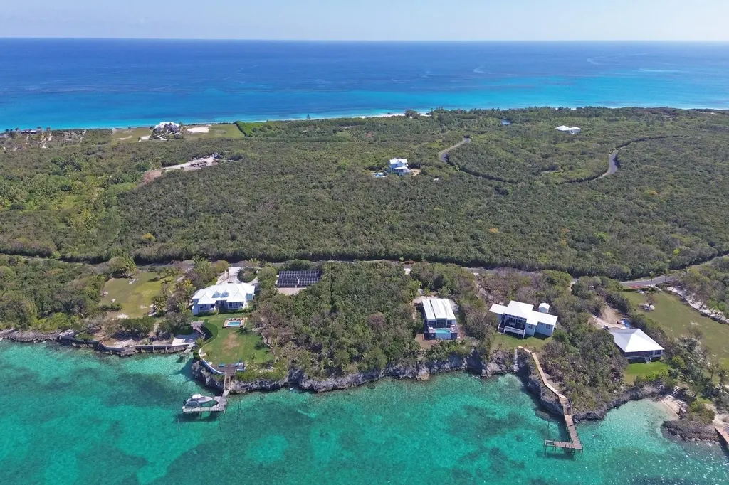 #33 Seaside Drive Abaco BS